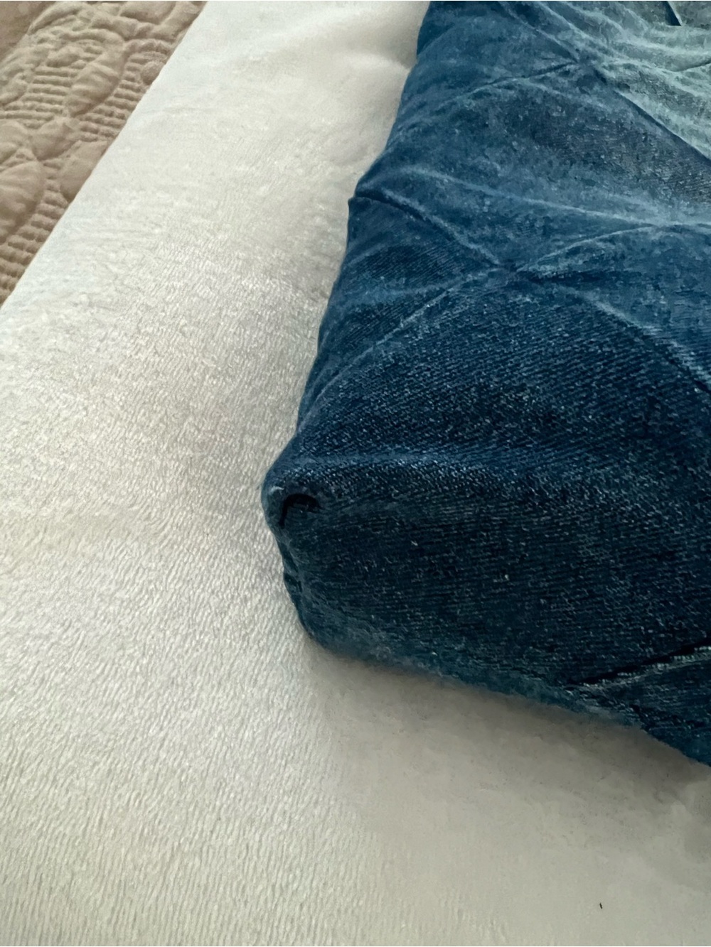 Chanel Denim bag with matching pouch NWOT - Picture 4 of 16